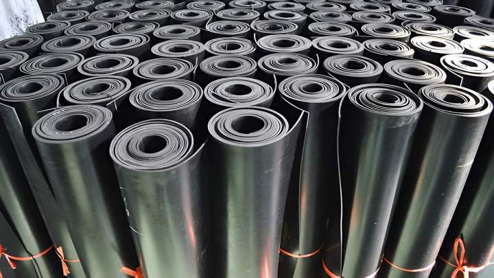 Fabrication de produits en caoutchouc France